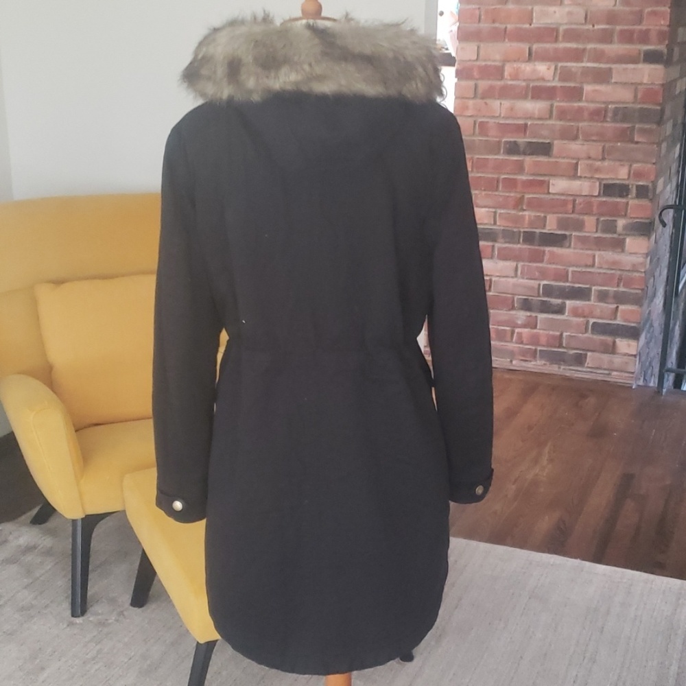 BCBG Winter Coat - Picture 5 of 8
